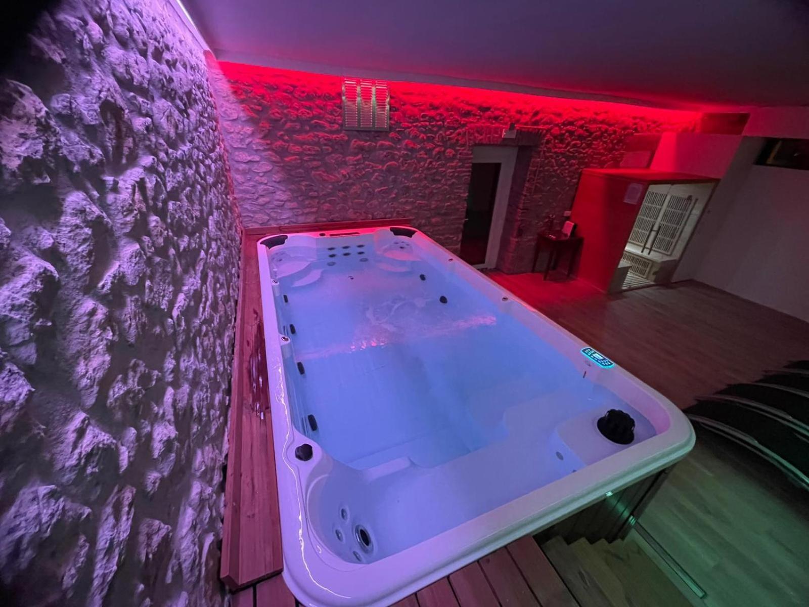 Novecento Luxury&Spa Residence 4 Stelle Montese Exterior foto